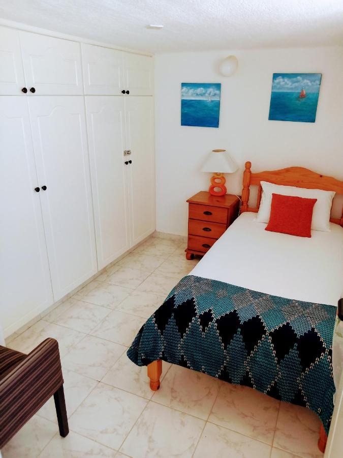 Sea Front Villa Vera Klorakas Екстериор снимка