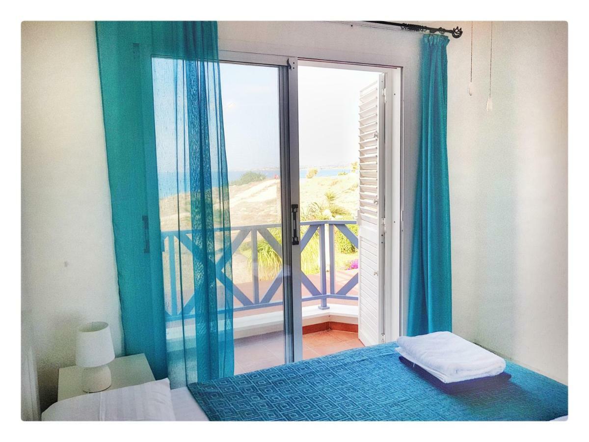 Sea Front Villa Vera Klorakas Екстериор снимка